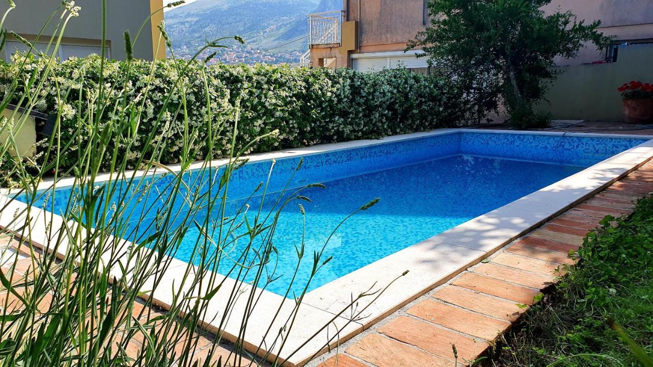 Villa Aya - With Sauna And Outdoor Swimming Pool Μόσταρ Εξωτερικό φωτογραφία